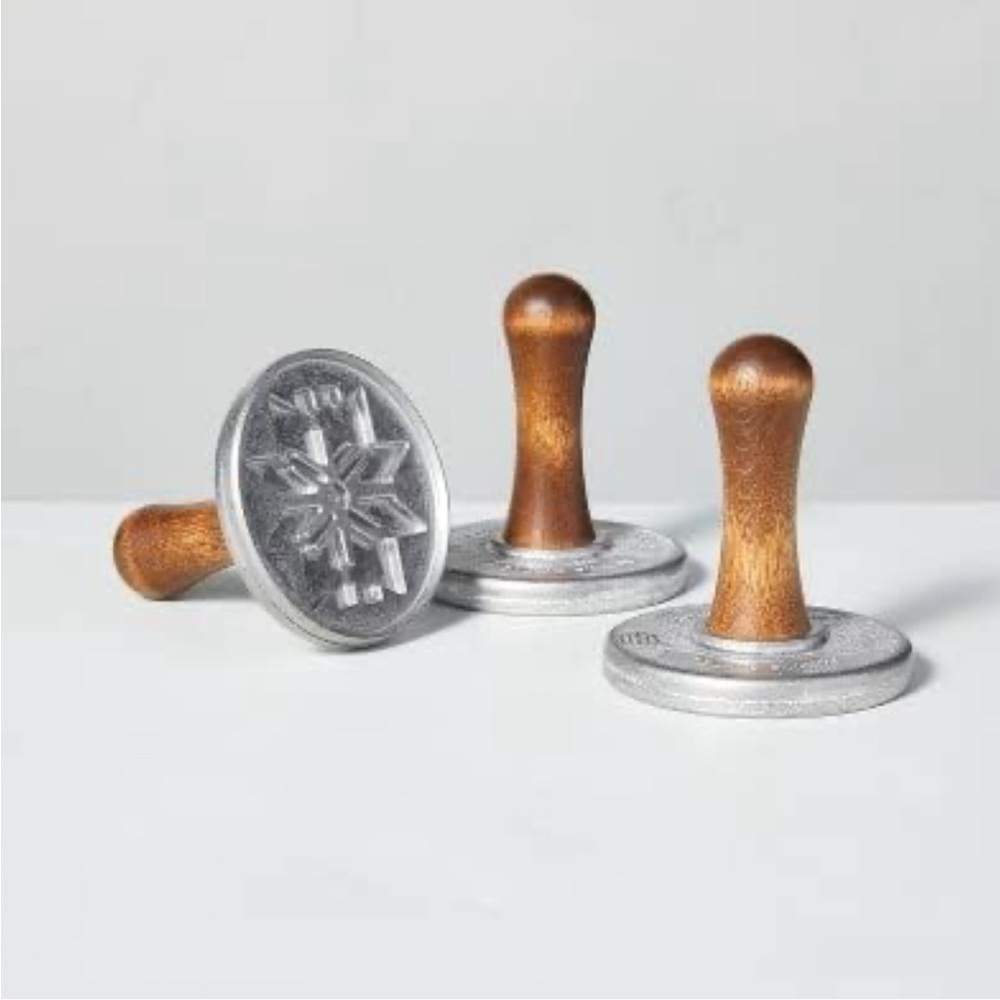 Hand with Magnolia 3pc Metal & Wood Snowflake Cookie Press Set - Picture 7 of 8